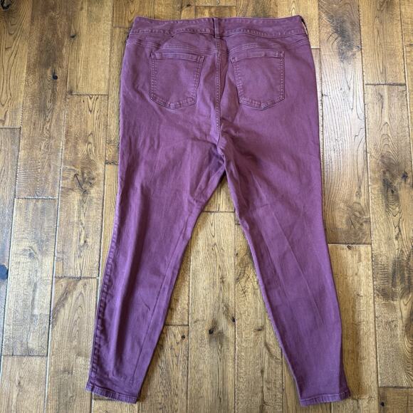 TORRID Jegging Super Soft Feel the Fit Jeans Womens Sz 20R HIgh Rise Burgundy - Picture 6 of 7